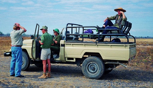 South Luangwa - out on the salt pan lion hunting