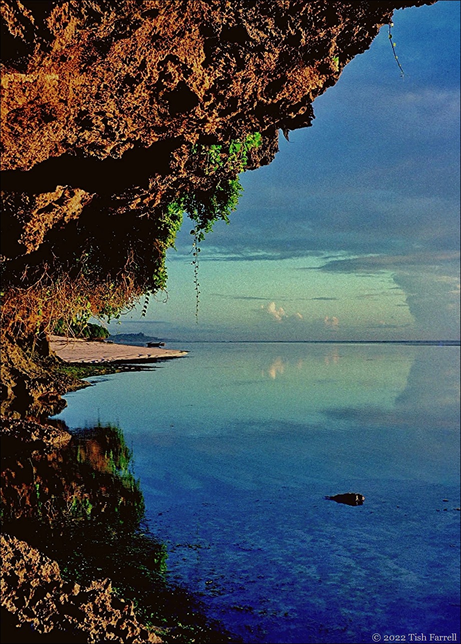 sea and sky on the reef at Tiwi ed