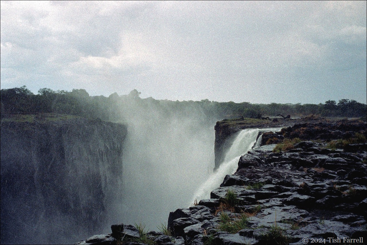 Victoria Falls, looking over the knife edge in a rainstorm ed